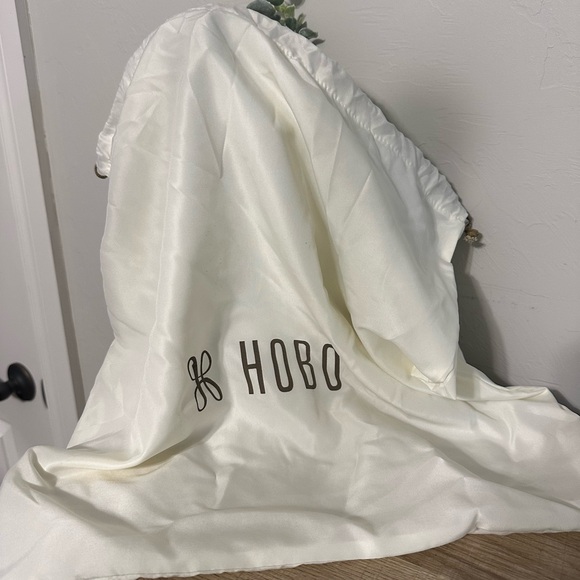 Hobo Harley Hobo Bag - Picture 4 of 16